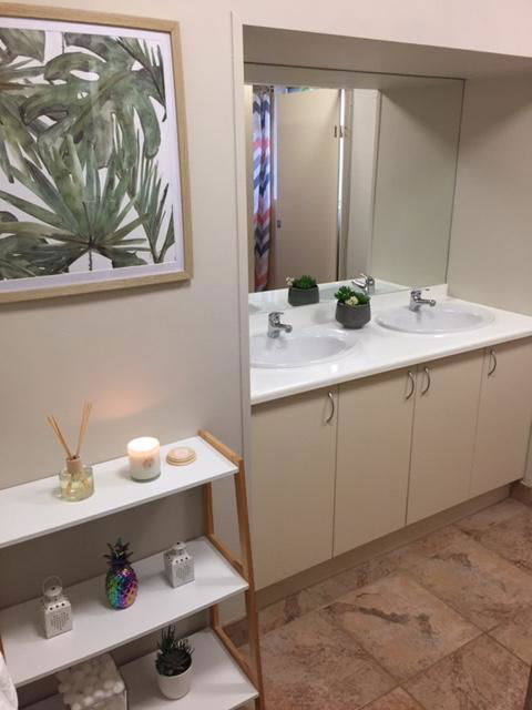 Malanda Manor Guesthouse - Holiday Sunshine Coast 7