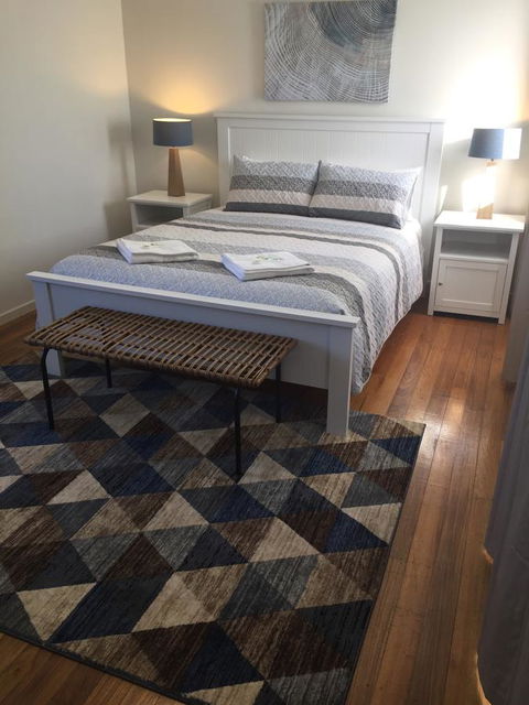 Malanda Manor Guesthouse - Holiday Sunshine Coast 8