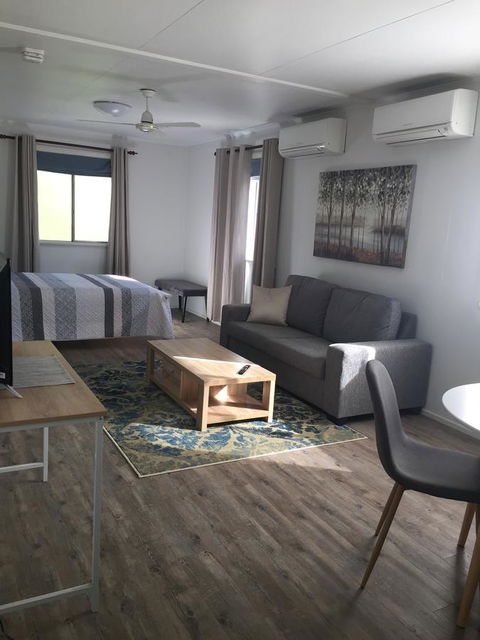 Malanda Manor Guesthouse - Holiday Sunshine Coast 22