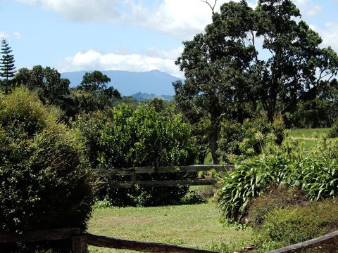 Malanda Manor Guesthouse - Holiday Sunshine Coast 3