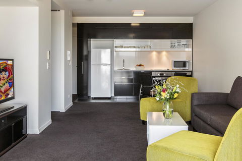 Code Apartments - Holiday Sunshine Coast 36