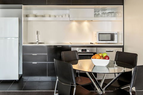 Code Apartments - Holiday Sunshine Coast 26