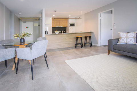 84 The Spit Holiday Apartments - Sunshine Coast Tourism 9