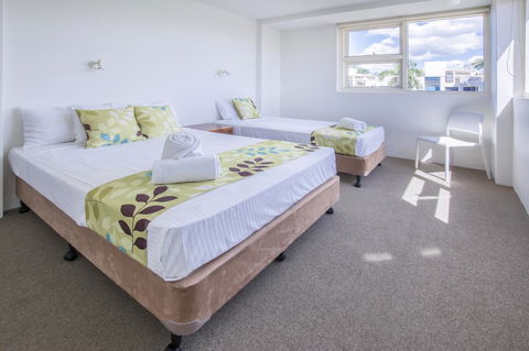 84 The Spit Holiday Apartments - Sunshine Coast Tourism 25