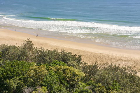 84 The Spit Holiday Apartments - Sunshine Coast Tourism 3