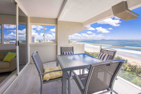 84 The Spit Holiday Apartments - Sunshine Coast Tourism 24
