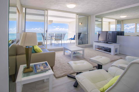 84 The Spit Holiday Apartments - Sunshine Coast Tourism 21