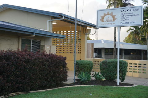 YAL Cairns - A Motel That Makes A Difference - Sunshine Coast Tourism 37