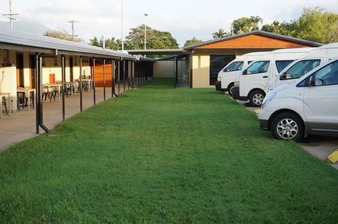 YAL Cairns - A Motel That Makes A Difference - Sunshine Coast Tourism 33