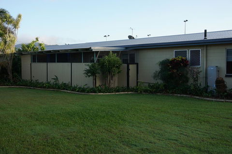 YAL Cairns - A Motel That Makes A Difference - Sunshine Coast Tourism 44
