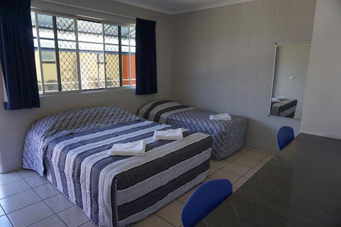 YAL Cairns - A Motel That Makes A Difference - Sunshine Coast Tourism 30