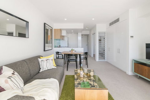 DoubleOne3 Apartments - Sunshine Coast Tourism 8