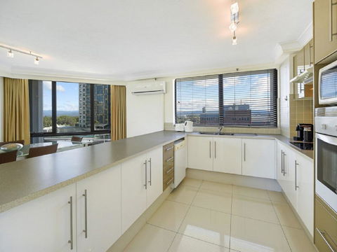 Excluza - Sunshine Coast Tourism 2