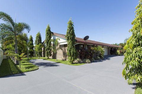 Marcol Place Holiday Apartments - Sunshine Coast Tourism 2