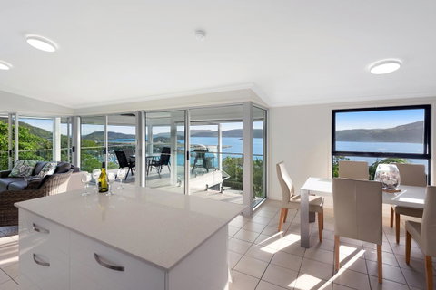 Oasis Apartments On Hamilton Island By HIHA - Sunshine Coast Tourism 37