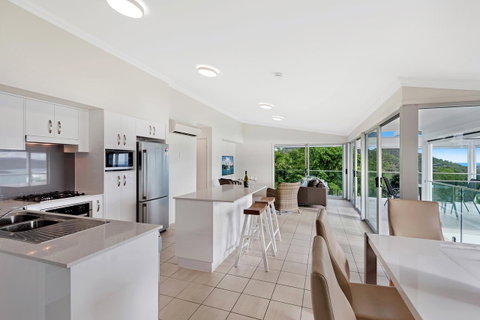 Oasis Apartments On Hamilton Island By HIHA - Sunshine Coast Tourism 40