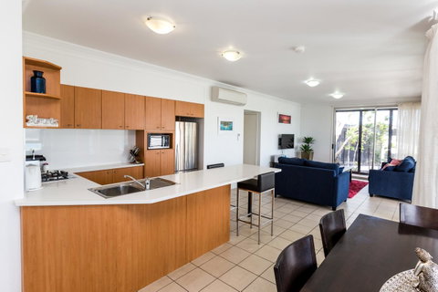 Oasis Apartments On Hamilton Island By HIHA - Sunshine Coast Tourism 3