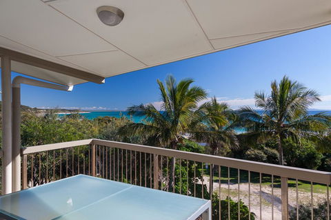 Cylinder Beach Mooloomba Unit 3 - Sunshine Coast Tourism 0