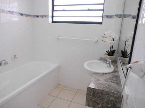 Cylinder Beach Mooloomba Unit 3 - Sunshine Coast Tourism 10