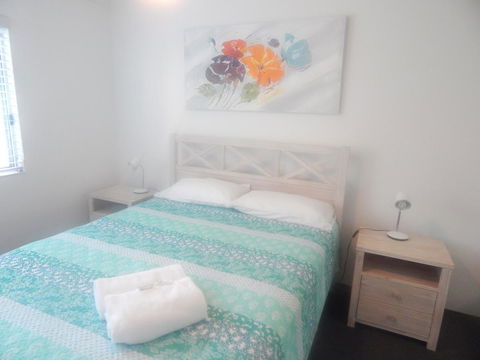 Tranquil Shores - Sunshine Coast Tourism 9