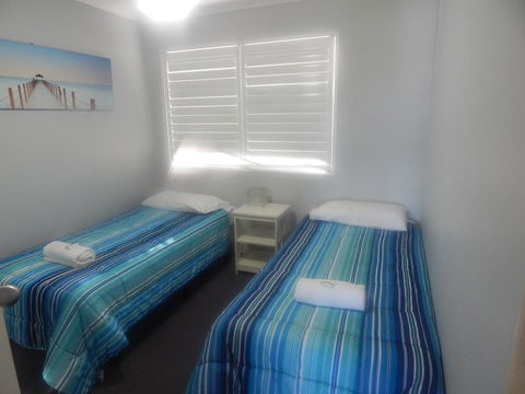 Tranquil Shores - Sunshine Coast Tourism 3