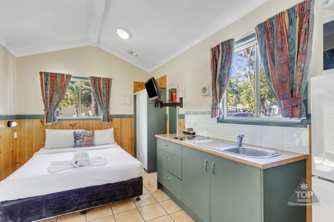 Tasman Holiday Parks - Airlie Beach - Sunshine Coast Tourism 16