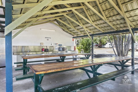 Tasman Holiday Parks - Airlie Beach - Sunshine Coast Tourism 11