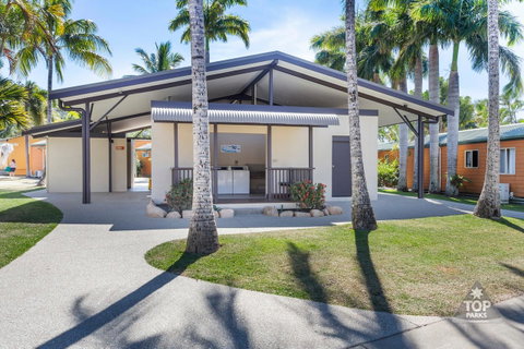 Tasman Holiday Parks - Airlie Beach - Sunshine Coast Tourism 8