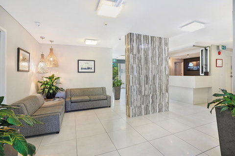 Majorca Isle Beachside Resort - Holiday Sunshine Coast 12