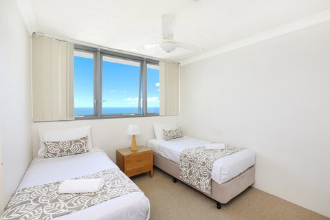 Majorca Isle Beachside Resort - Holiday Sunshine Coast 5