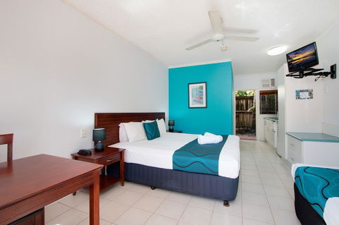 Cairns City Palms - Holiday Sunshine Coast 19