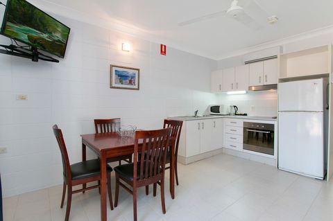 Cairns City Palms - Holiday Sunshine Coast 21