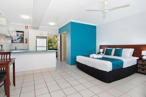 Cairns City Palms - Holiday Sunshine Coast 14