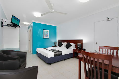 Cairns City Palms - Holiday Sunshine Coast 26