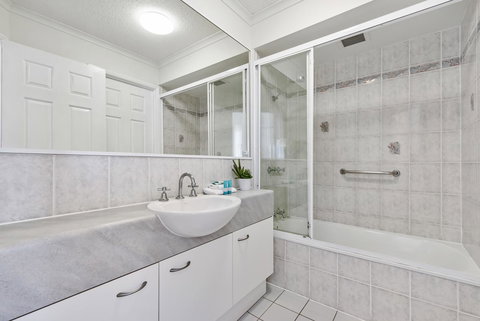 Dockside Apartments Mooloolaba - Sunshine Coast Tourism 9