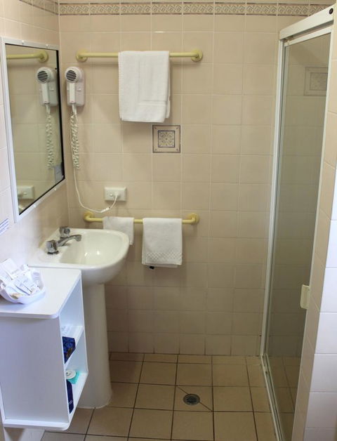 City Motor Inn - Sunshine Coast Tourism 1
