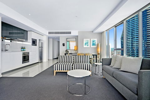 Number 1 H Residences - WiFi, Parking & More By Gold Coast Holidays - Holiday Sunshine Coast 33