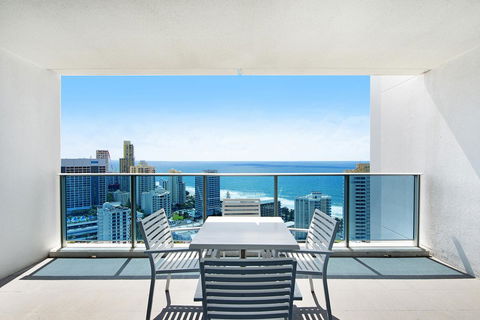 Number 1 H Residences - WiFi, Parking & More By Gold Coast Holidays - Holiday Sunshine Coast 28