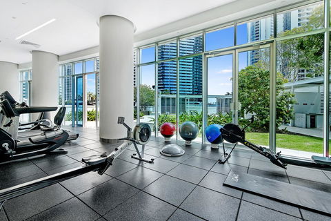 Number 1 H Residences - WiFi, Parking & More By Gold Coast Holidays - Holiday Sunshine Coast 25