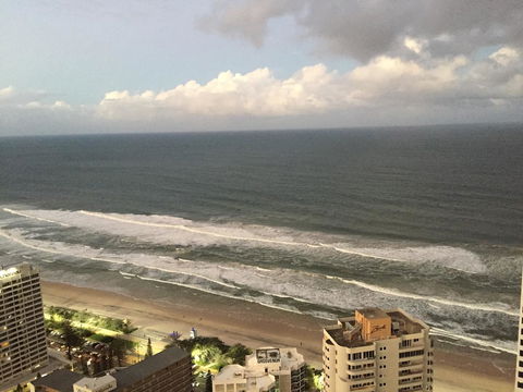 Number 1 H Residences - WiFi, Parking & More By Gold Coast Holidays - Holiday Sunshine Coast 24