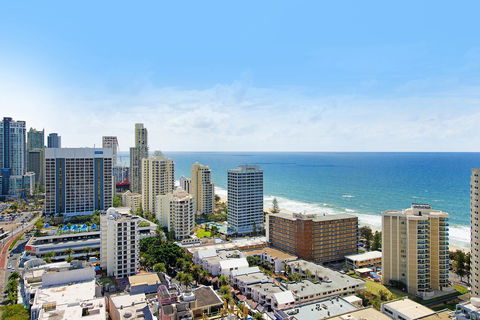 Number 1 H Residences - WiFi, Parking & More By Gold Coast Holidays - Holiday Sunshine Coast 26