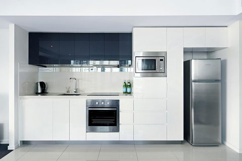 Number 1 H Residences - WiFi, Parking & More By Gold Coast Holidays - Holiday Sunshine Coast 35