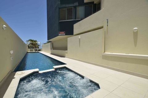 Malibu Apartments - Sunshine Coast Tourism 25