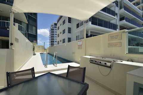 Malibu Apartments - Sunshine Coast Tourism 24