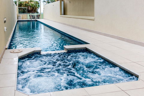 Malibu Apartments - Sunshine Coast Tourism 11