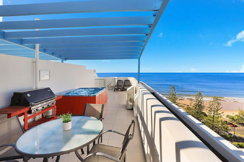 Malibu Apartments - Sunshine Coast Tourism 7