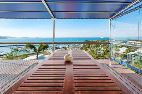 Nautilus On The Hill - Airlie Beach - Holiday Sunshine Coast 4