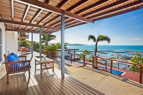 Nautilus On The Hill - Airlie Beach - Holiday Sunshine Coast 9