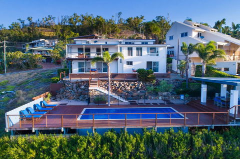Nautilus On The Hill - Airlie Beach - Holiday Sunshine Coast 18