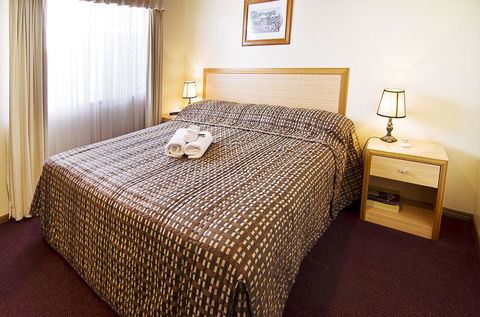 Riviera On Ruthven - Sunshine Coast Tourism 24